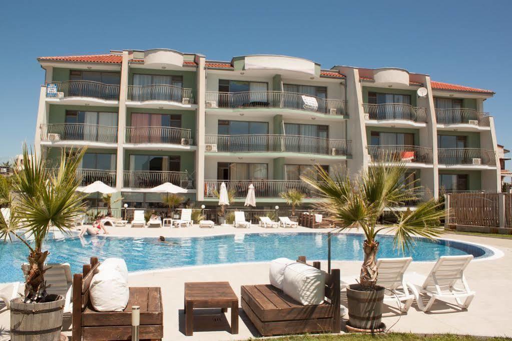 Gardenia Vacation Settlement Aparthotel Sozopol Exterior photo